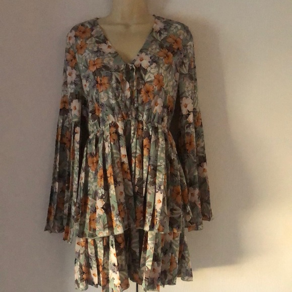 Woman’s fall Floral office siren pleated multi Colored Tiered dress - Picture 5 of 12
